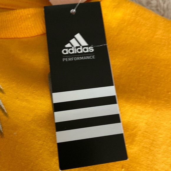 NWT ADIDAS LAKERS GAME TEE - Picture 7 of 8